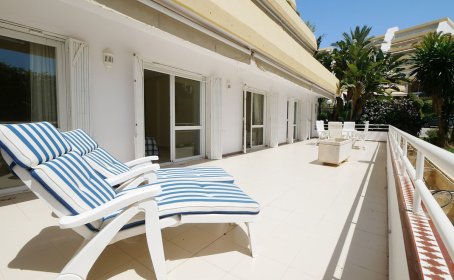 Apartament na parterze for sale in Torrequebrada, Torrequebrada