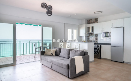 Middle Floor Apartment for sale in Carvajal, Carvajal