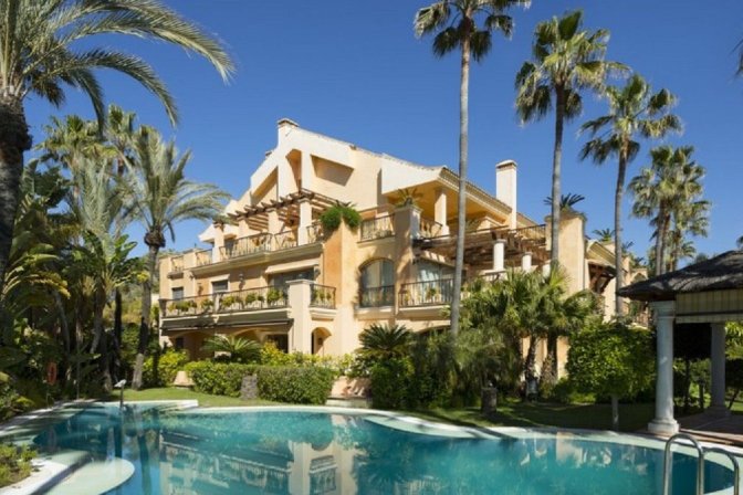 Middle Floor Apartment for sale in Puerto Banús, Puerto Banús