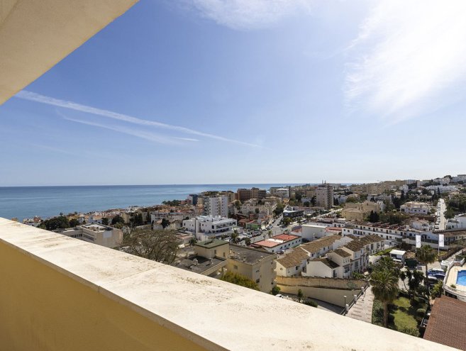 Penthouse for sale in La Carihuela, Costa del Sol
