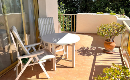 Apartament na parterze for sale in Nueva Andalucía, Nueva Andalucía