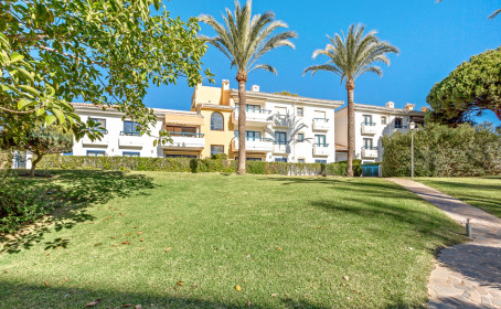 Apartamento Planta Baja en venta en Puerto de Cabopino, Puerto de Cabopino