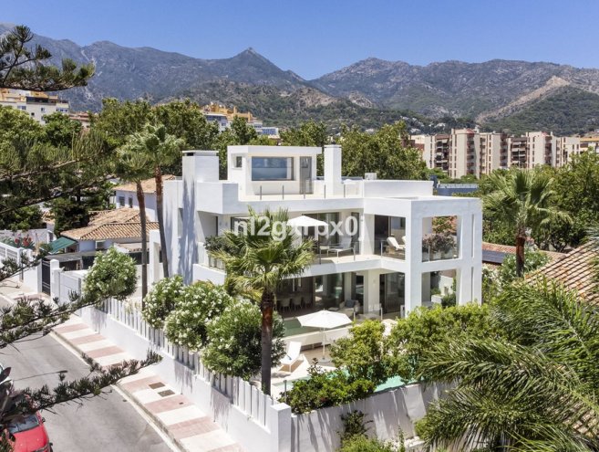 Villa - Chalet for sale in Marbella, Costa del Sol