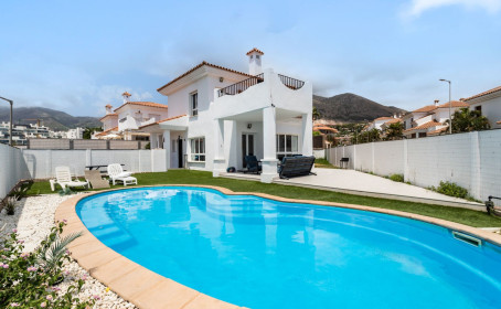 Detached Villa for sale in Carvajal, Carvajal