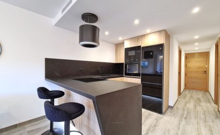 Middle Floor Apartment for sale in Estepona, Estepona