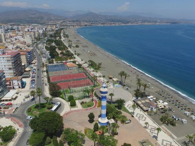 Shop for sale in Torre del Mar, Costa del Sol East