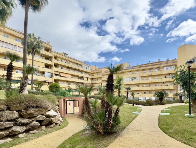 Apartment for sale in Los Pacos, Costa del Sol