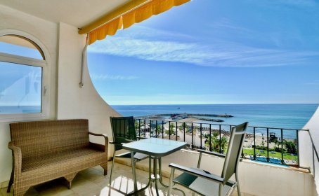 Middle Floor Apartment for sale in Puerto de Cabopino, Puerto de Cabopino