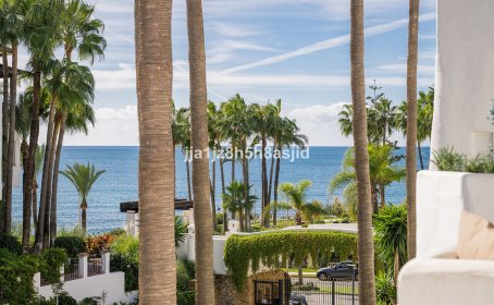 Middle Floor Apartment for sale in The Golden Mile, The Golden Mile