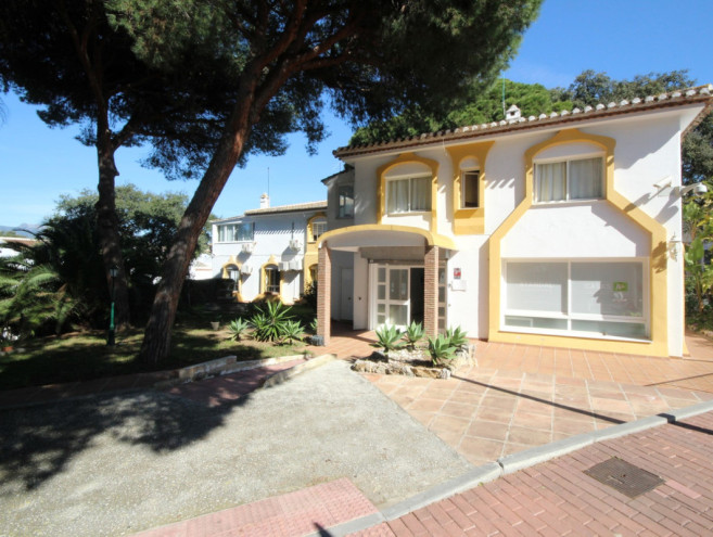 Oficina en venta en Elviria, Costa del Sol