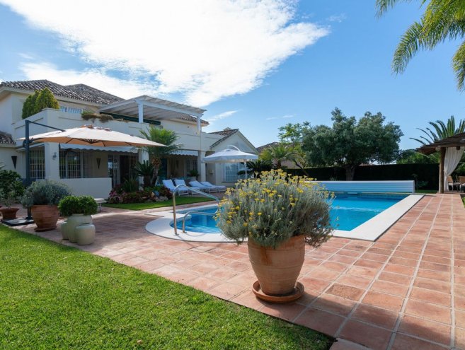 Detached Villa for sale in Elviria, Costa del Sol