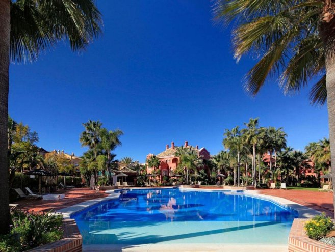 Penthouse Duplex for sale in Puerto Banús, Costa del Sol