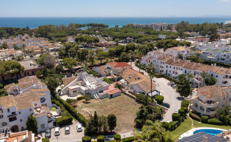 Commercial Plot for sale in Estepona, Estepona