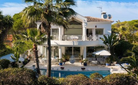 Willa for sale in New Golden Mile, New Golden Mile