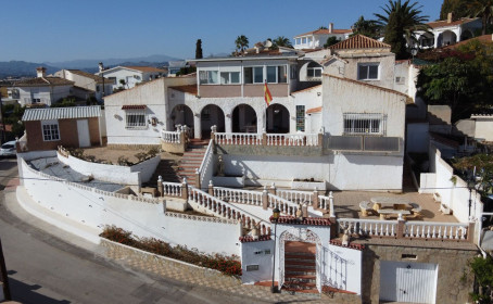 Cama y Desayuno en venta en Caleta de Vélez, Caleta de Vélez