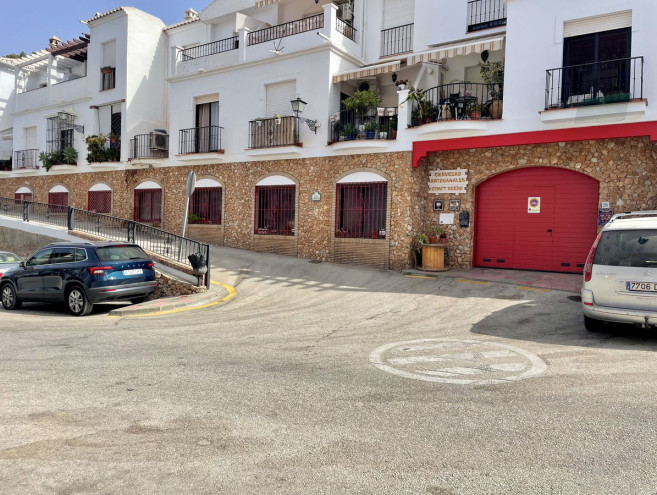 Sklep for sale in Frigiliana, Costa del Sol East