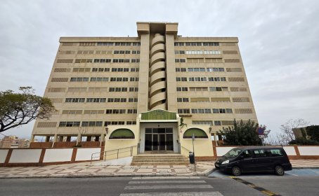 Middle Floor Apartment for sale in Torremolinos, Torremolinos