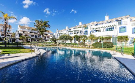 Townhouse for sale in San Pedro de Alcántara, San Pedro de Alcántara