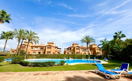 Apartament na środkowym piętrze for sale in Estepona, Estepona