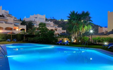 Apartamento Planta Media for sale in Elviria, Elviria