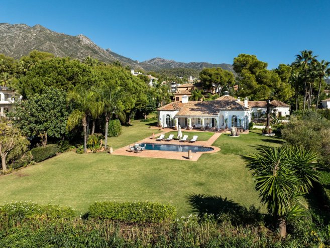 Villa - Chalet for sale in Marbella, Costa del Sol