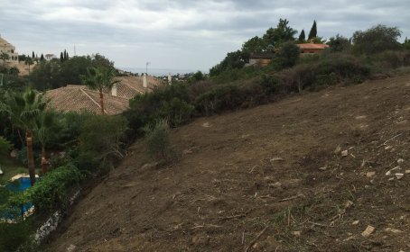 Działka mieszkaniowa for sale in Elviria, Elviria