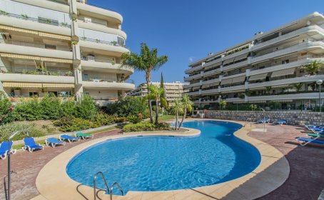 Apartament na środkowym piętrze for sale in Guadalmina Alta, Guadalmina Alta