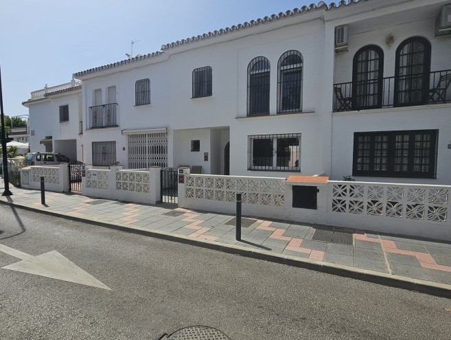 Adosada en venta en La Cala de Mijas, Costa del Sol