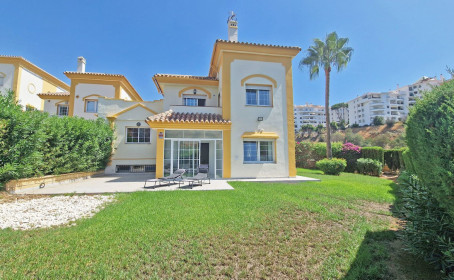 Detached Villa for sale in Riviera del Sol, Riviera del Sol