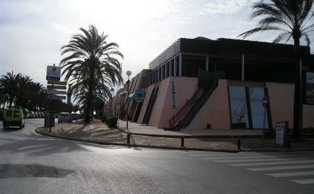 Biuro for sale in Puerto Banús, Puerto Banús