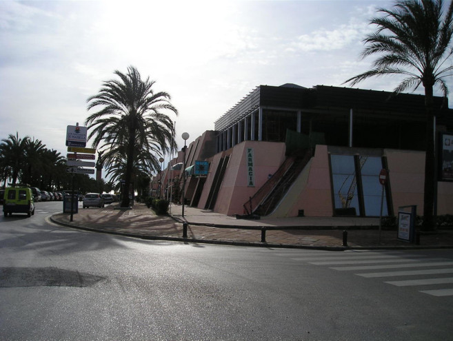 Biuro for sale in Puerto Banús, Costa del Sol