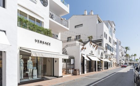 Middle Floor Apartment for sale in Puerto Banús, Puerto Banús