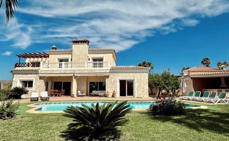 Villa - Chalet en venta en Mijas, Mijas