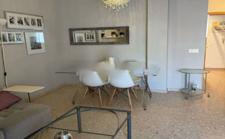 Apartamento Planta Media en venta en Estepona, Estepona