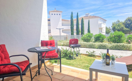 Ground Floor Apartment for sale in La Duquesa, La Duquesa