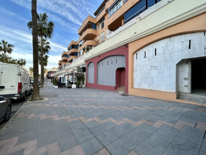 Local comercial en venta en Mijas Costa, Costa del Sol