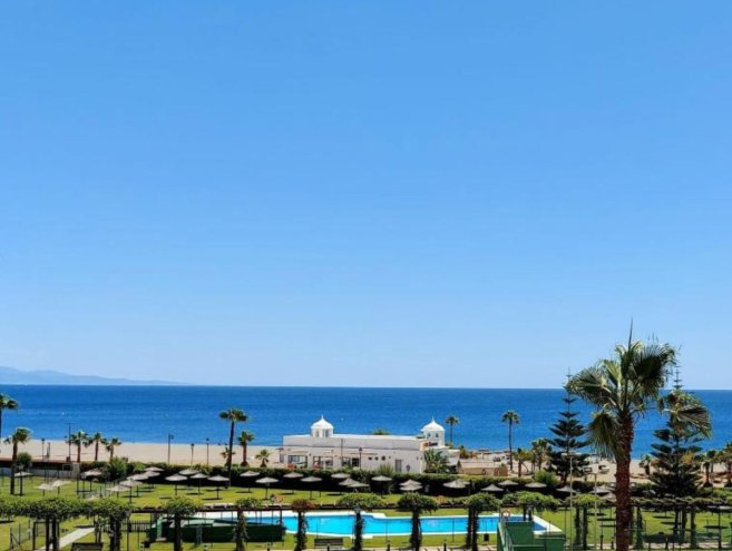 Penthouse for sale in San Luis de Sabinillas, Costa del Sol