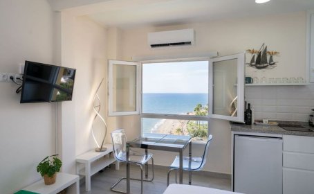 Middle Floor Studio for sale in Calahonda, Calahonda