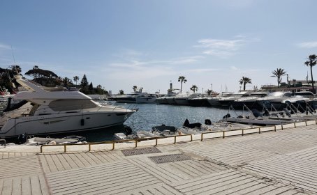 Restaurant for sale in Cabopino, Cabopino