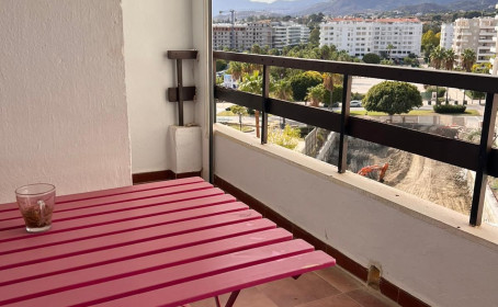 Apartament na środkowym piętrze for sale in Nueva Andalucía, Nueva Andalucía