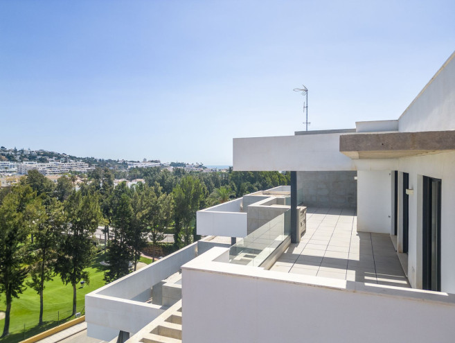 Penthouse for sale in La Cala de Mijas, Costa del Sol