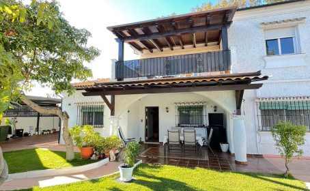 Detached Villa for sale in Costalita, Costalita