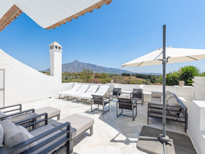 Szeregówka for sale in Nueva Andalucía, Costa del Sol