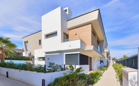 Semi-Detached House for sale in Puerto Banús, Puerto Banús