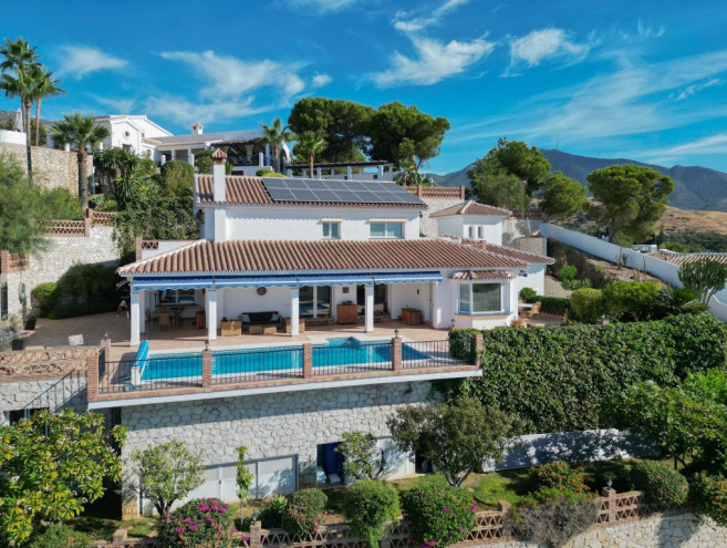 Detached Villa for sale in Mijas, Costa del Sol