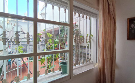 Adosada en venta en Málaga, Málaga