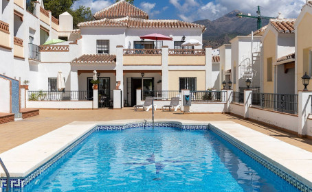 Apartament na parterze for sale in Nerja, Nerja