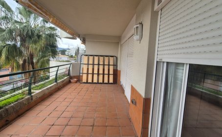 Apartament na środkowym piętrze for sale in Guadalmina Alta, Guadalmina Alta