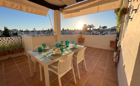 Apartament na ostatnim piętrze for sale in Nueva Andalucía, Nueva Andalucía