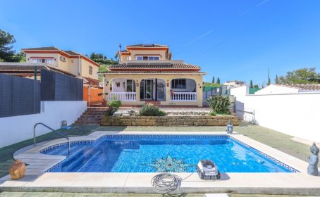 Willa for sale in Coín, Coín